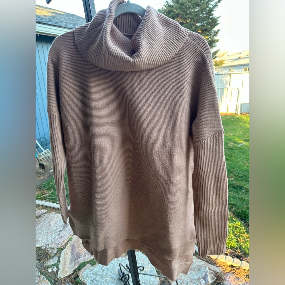 Anrabess Beige Oversized Turtleneck Ribbed Sweater- Size M